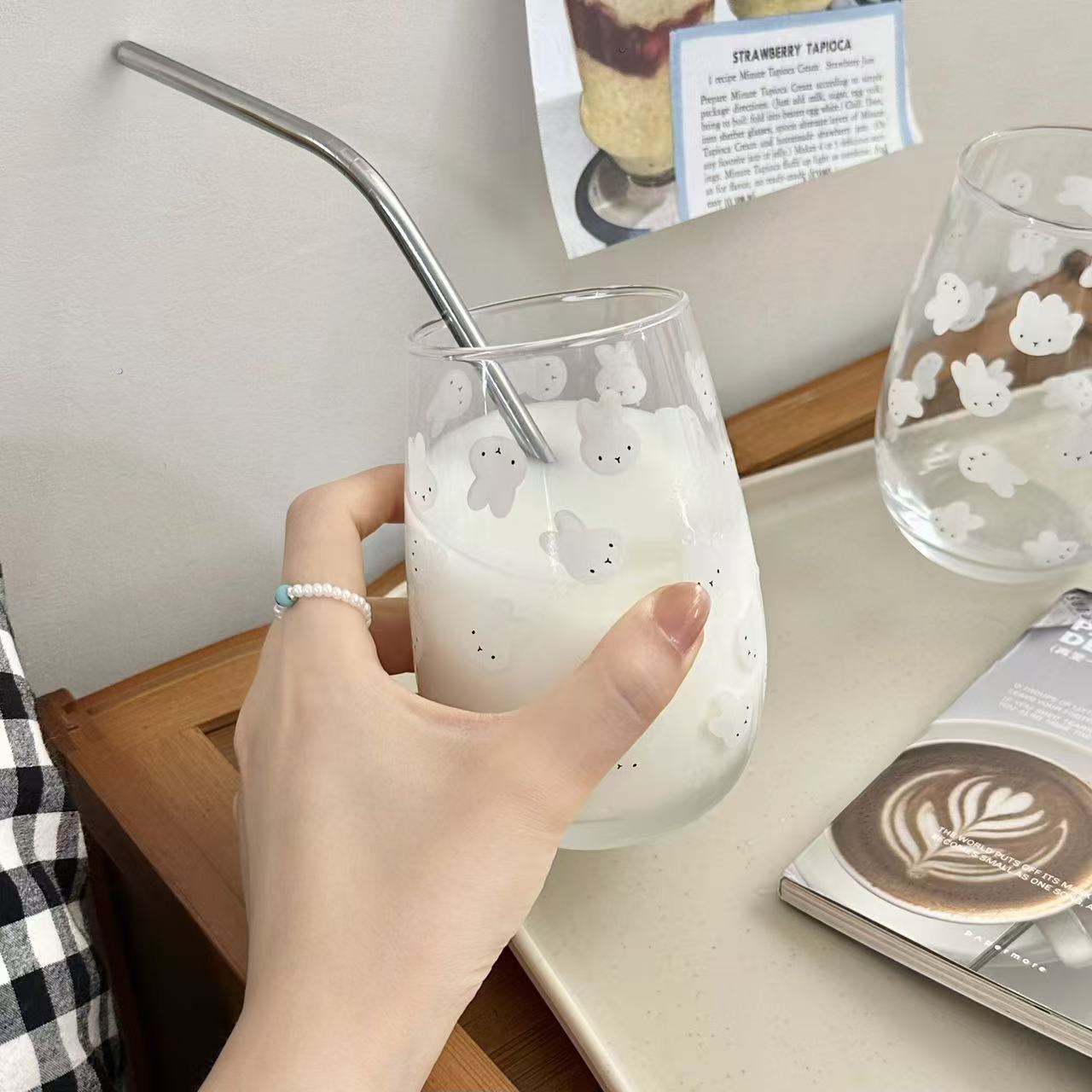 かわいいミッフィーのウサギ柄プリントガラスタンブラー、大容量 - Coffee Tea & Espresso Appliances のレビューと価格