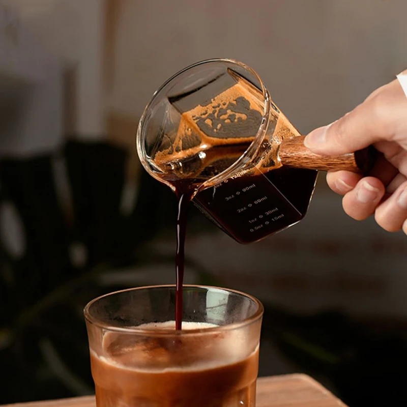 FOME ガラス製コーヒーメジャーカップ コーヒーミルクジャ - Barista Milk Jug のレビューと価格